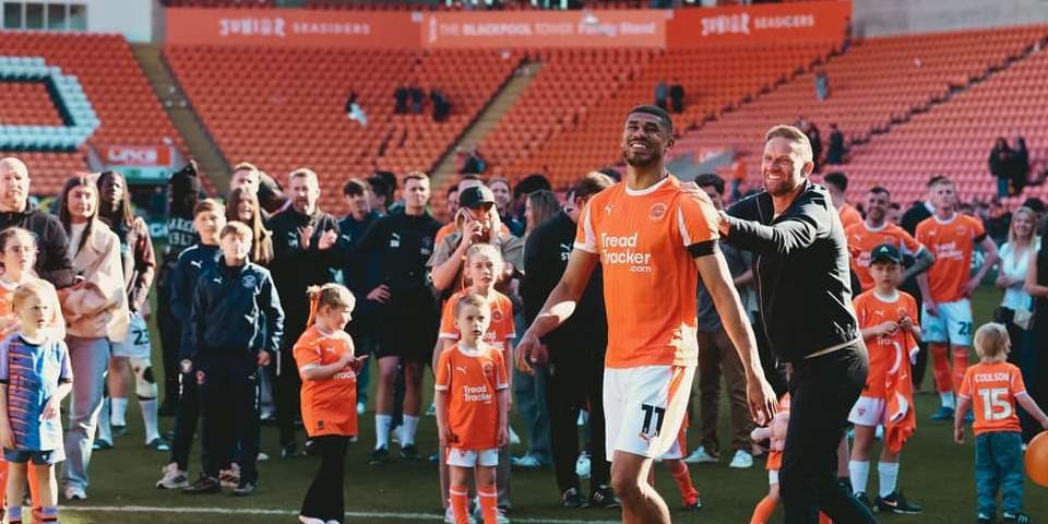 Blackpool boss shares views on summer exits following Doncaster Rovers and Huddersfield Town moves