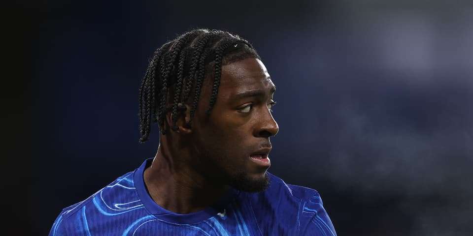 Pompey rivals monitoring Leeds forward as West Ham eye Chelsea swoop